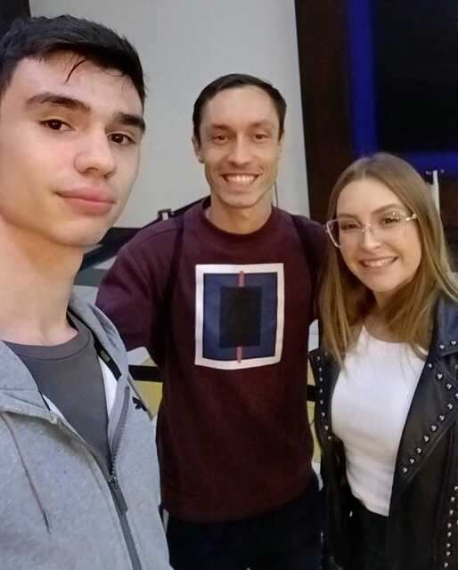 Ryan Morales, André Iassia e Carla Diaz no Maxi Shopping em Jundiaí